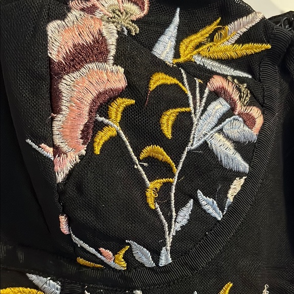 City Chic Black and Pink Bodycon Cocktail Dress - Picture 4 of 9